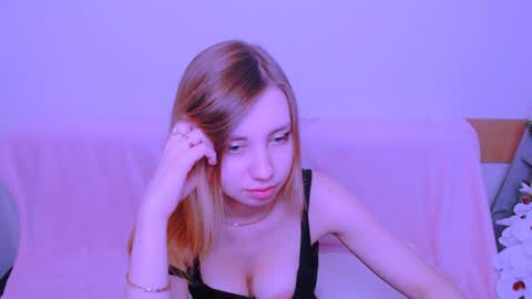 Snapshot of alicemias_ chatting on 05/21/26, 11:39 Alice online show from 05/21/26, 11:39