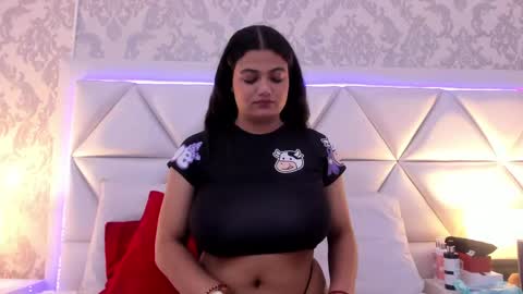 Alice Morelli  online show from 04/19/26, 04:01