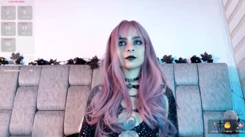 alicenoir_ online show from 11/04/25, 11:15