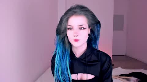 Snapshot of alicentity chatting on 05/31/26, 03:58 Alice online show from 05/31/26, 03:58