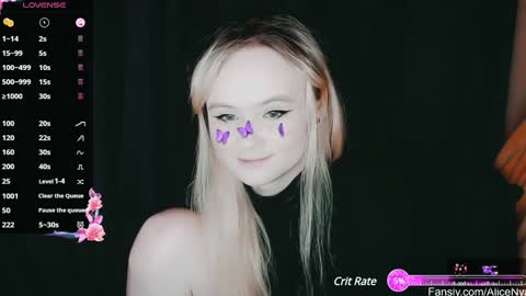 Snapshot of alicenya chatting on 12/13/24, 03:49 Alice online show from 12/13/24, 03:49