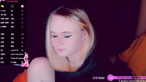 Snapshot of alicenya chatting on 01/12/25, 03:07 Alice online show from 01/12/25, 03:07