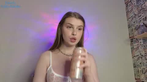 Alice online show from 11/19/25, 03:23