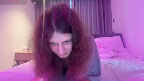 AlicePinkhead online show from 05/21/26, 08:21