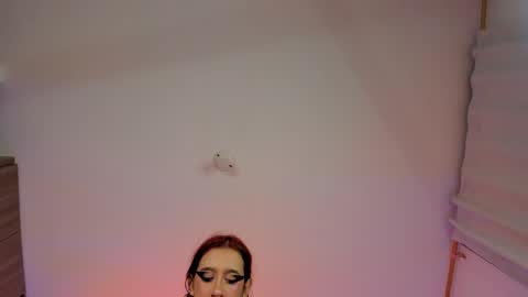 Snapshot of alicepoixxxon chatting on 05/24/26, 03:22 ALICE online show from 05/24/26, 03:22