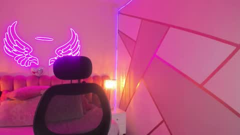 Alice online show from 12/02/25, 12:54