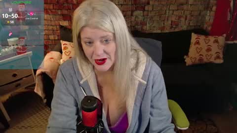 Alices Curiosity online show from 12/22/24, 07:52