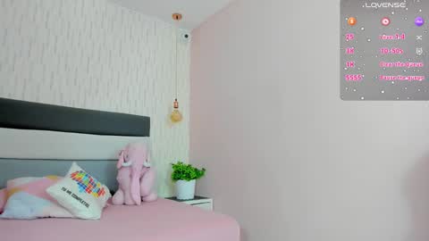          online show from 01/25/25, 01:52