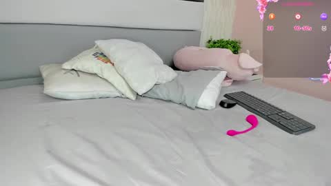          online show from 03/08/25, 11:07