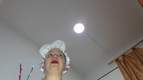 Snapshot of alicesweetx chatting on 12/21/25, 09:05 alices cuenta independiente online show from 12/21/25, 09:05