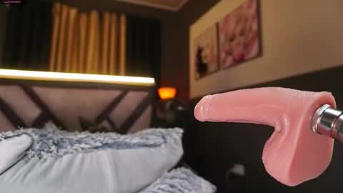 alicetaylor_1 online show from 03/13/26, 10:05