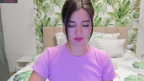 Snapshot of alicetuker chatting on 09/24/25, 04:21 Alice online show from 09/24/25, 04:21