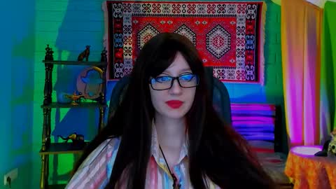 Snapshot of alicewelch_ chatting on 10/12/25, 08:13 alicewelch_ online show from 10/12/25, 08:13