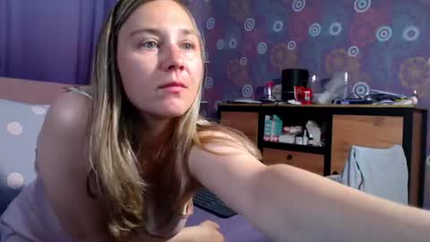 alicewetsquirt online show from 06/12/26, 11:09