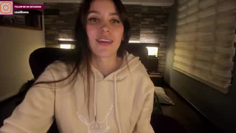 Alice online show from 03/05/25, 02:14