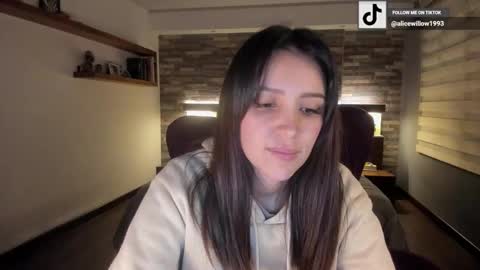 Alice online show from 09/10/25, 11:38