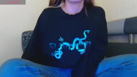 Snapshot of alicewoolfy chatting on 04/27/26, 11:14 AliceWoolfy online show from 04/27/26, 11:14