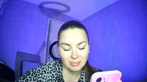 AlicexFresh online show from 10/26/25, 06:25