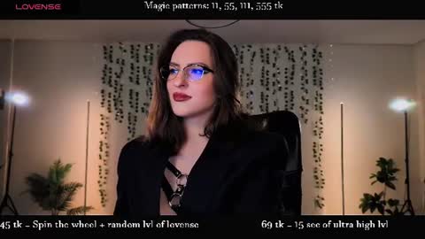 Alicia online show from 06/13/26, 06:39