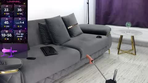 alicia beggs online show from 12/22/25, 06:49