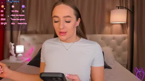 Mia online show from 02/03/26, 02:10