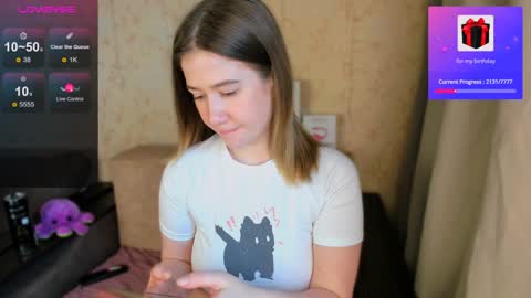 Alicia online show from 12/17/24, 06:02