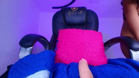 Alicia Kyse  online show from 02/24/26, 03:04