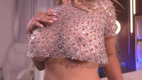 Alicia Lang online show from 11/16/25, 02:55