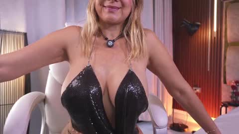 Alicia Lang online show from 03/24/26, 08:58