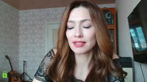 Alicia online show from 12/25/24, 07:57