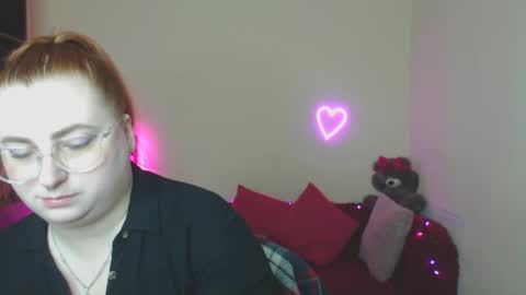 Alicia online show from 02/23/26, 06:22