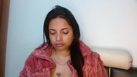 Snapshot of alicia_va chatting on 02/13/25, 09:41 Alice online show from 02/13/25, 09:41