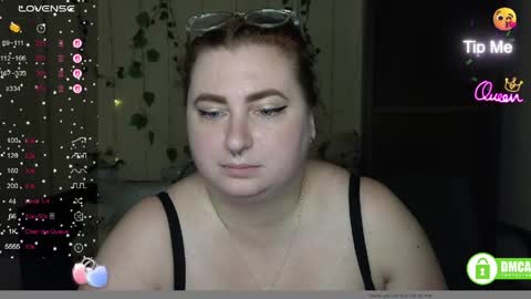 Snapshot of aliciaaared_kis chatting on 05/27/26, 05:37 Alicia online show from 05/27/26, 05:37