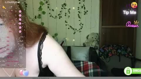Snapshot of aliciaaared_kis chatting on 06/05/26, 05:25 Alicia online show from 06/05/26, 05:25
