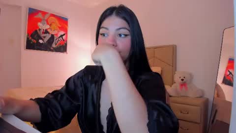 Snapshot of aliciabiden chatting on 06/15/26, 06:37 aliciabiden online show from 06/15/26, 06:37