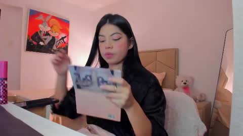 Snapshot of aliciabiden chatting on 07/05/26, 02:46 aliciabiden online show from 07/05/26, 02:46