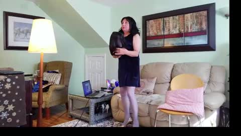 Snapshot of aliciadehart181 chatting on 05/28/26, 09:01 Alicia deHart Help me reach 1000 Followers. Its FREE online show from 05/28/26, 09:01