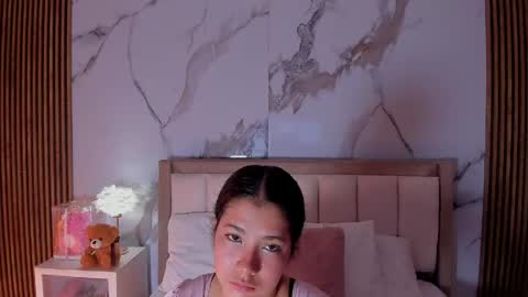 Snapshot of alicialevy chatting on 06/08/26, 10:26 LUNA online show from 06/08/26, 10:26