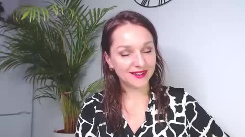 Alicia online show from 12/10/24, 08:08