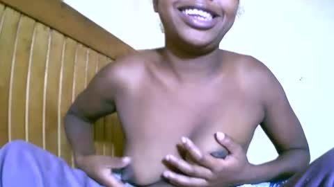 alicianah online show from 10/08/25, 05:38