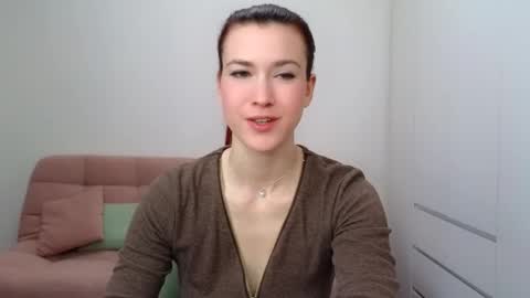 Snapshot of alicianoveli chatting on 09/16/25, 08:04 alicianoveli online show from 09/16/25, 08:04