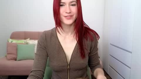 Snapshot of alicianoveli chatting on 10/08/25, 08:01 alicianoveli online show from 10/08/25, 08:01