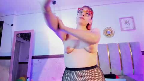  Alicia  online show from 11/14/25, 11:53