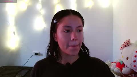 aliciia_23 online show from 12/15/25, 10:03