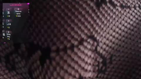 Snapshot of alien_art_lover chatting on 09/27/25, 06:51 Mia online show from 09/27/25, 06:51