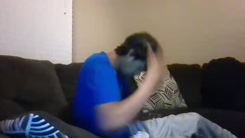 Snapshot of aliendick2274 chatting on 12/21/25, 08:32 aliendick2274 online show from 12/21/25, 08:32