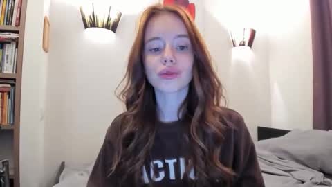 aliensi online show from 09/15/25, 07:47