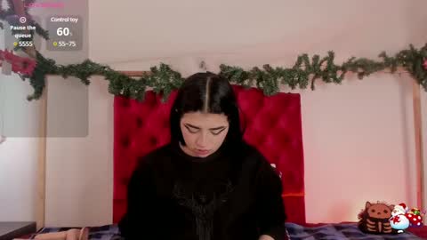 aliice_walker_ online show from 12/10/24, 01:22