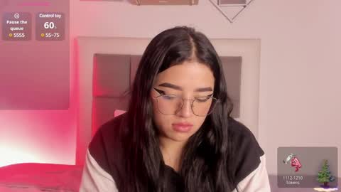 aliice_walker_ online show from 01/17/25, 06:33