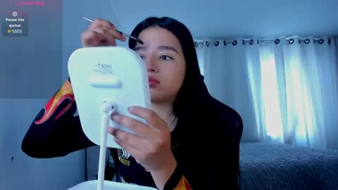 aliice_walker_ online show from 03/18/26, 04:43